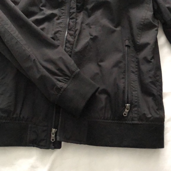Tommy Hilfiger rain jacket - Picture 4 of 6
